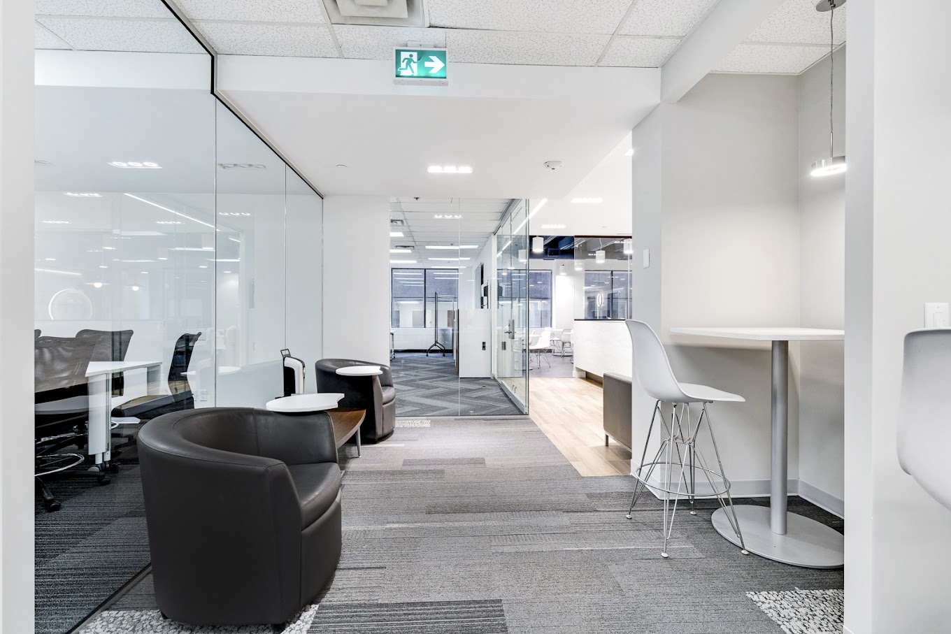 office worker✨ 18 King St E, Toronto, Ontario M5C 1C4 - Office For Rent